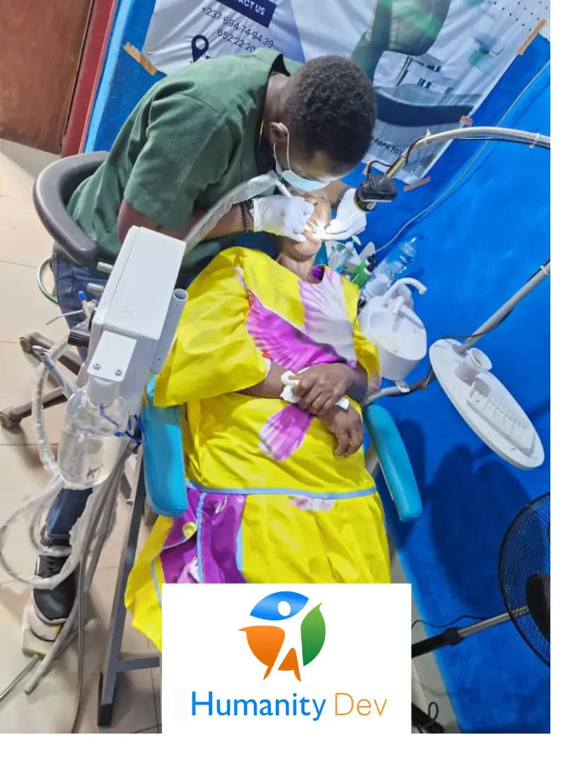Photo 1 - Journée mondiale de la santé bucco-dentaire